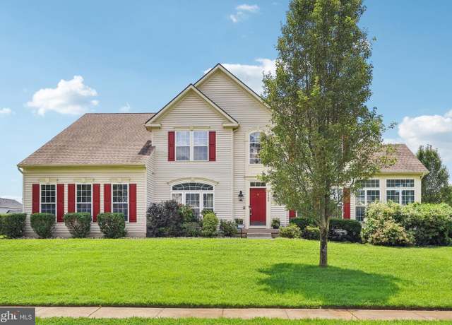 Property at 1599 Cherokee Ln, Vineland, NJ 08361, 4 beds, 2.5 baths