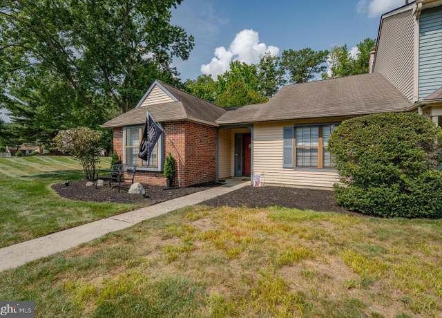 Property at 29 Stratton Ct, Robbinsville, NJ 08691, 2 beds, 2 baths