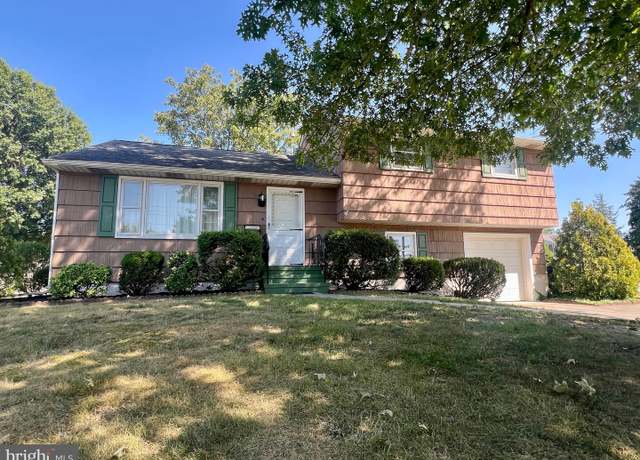 Property at 20 Grace Ave, Pennsville, NJ 08070, 3 beds, 1.5 baths