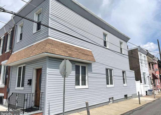 Property at 2739 E Madison St, Philadelphia, PA 19134, 3 beds, 1.5 baths