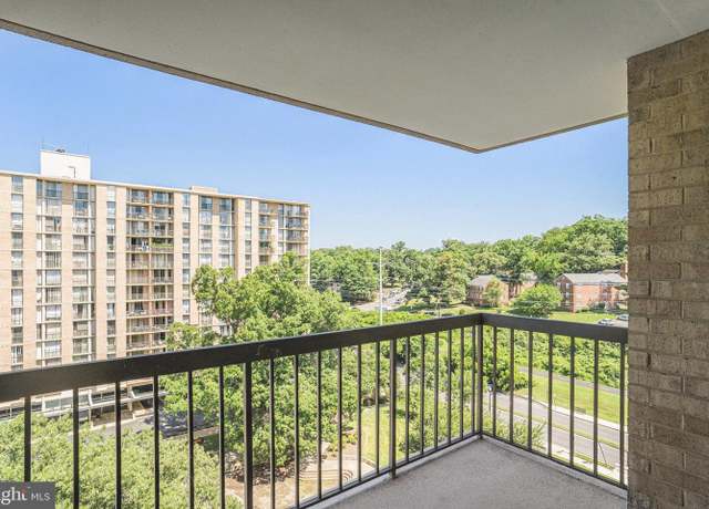 Property at 4500 S Four Mile Run Dr #807, Arlington, VA 22204, 2 beds, 2 baths