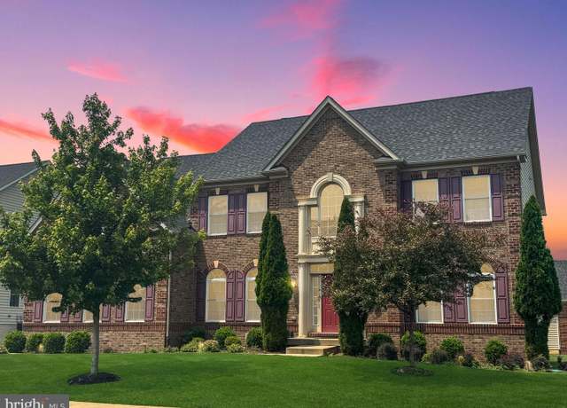 Property at 44306 Kentmere Ct, Ashburn, VA 20147, 5 beds, 5 baths