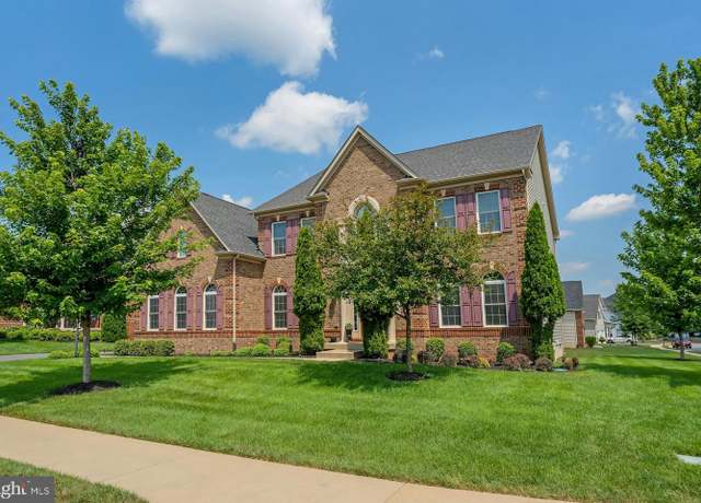 Property at 44306 Kentmere Ct, Ashburn, VA 20147, 5 beds, 5 baths