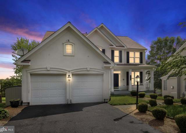 Property at 2806 Burrough Hill Ln, Woodbridge, VA 22191, 6 beds, 5 baths