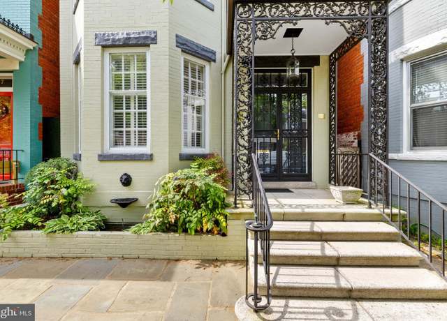 Property at 2109 Hanover Ave, Richmond, VA 23220, 3 beds, 2.5 baths