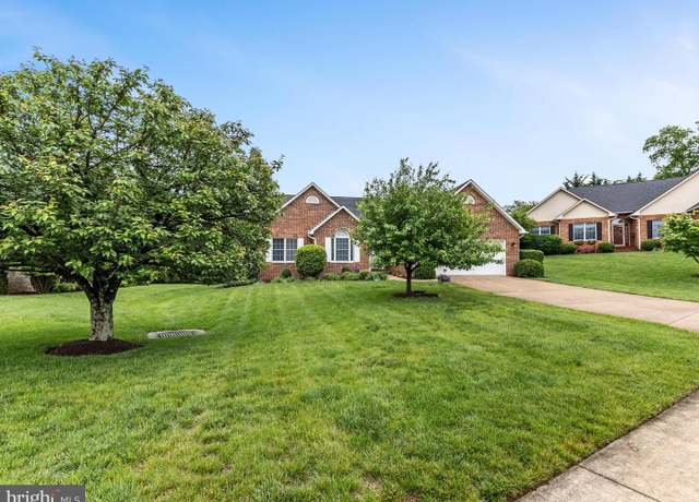 Property at 1412 Magruder Ct, Winchester, VA 22601, 3 beds, 2 baths