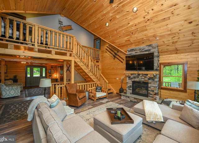 Property at 90 Biltmore Ridge Trl, Mc Henry, MD 21541, 5 beds, 4.5 baths