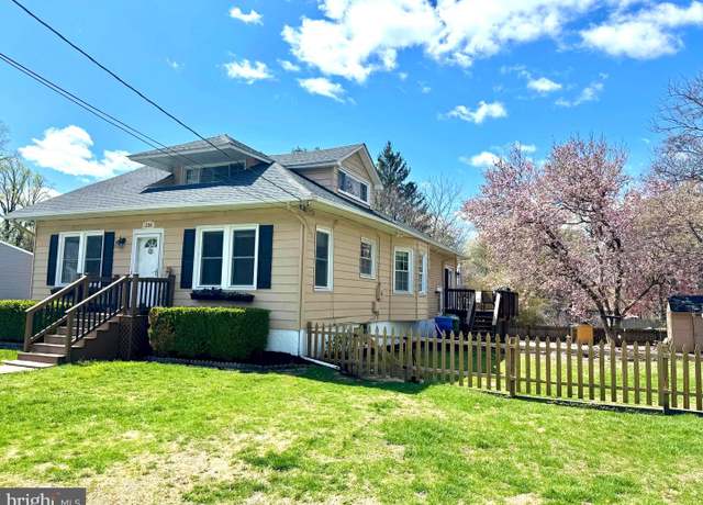 Property at 214 Ashland Ave, Cherry Hill, NJ 08003, 4 beds, 1.5 baths