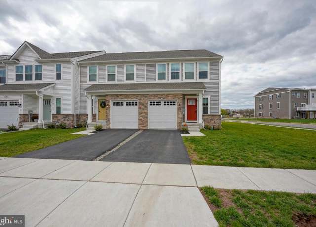 Property at 43 Pratt, Lawrence Township, NJ 08648, 3 beds, 3.5 baths