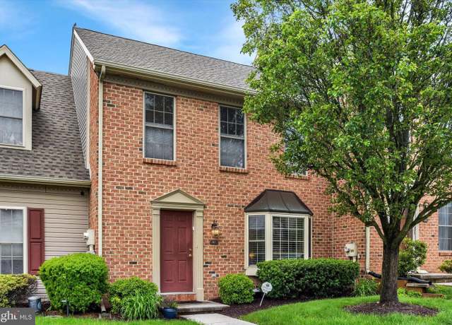 Property at 167 Hunters Ridge Dr, Harrisburg, PA 17110, 2 beds, 2.5 baths
