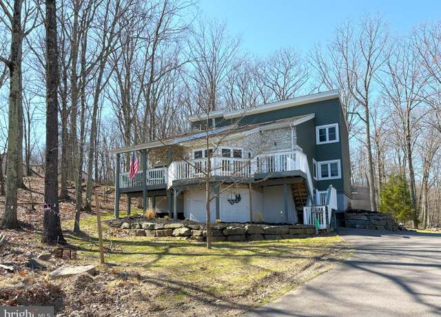 Property at 1082 Sunrise Ter, Lake Ariel, PA 18436, 3 beds, 2 baths