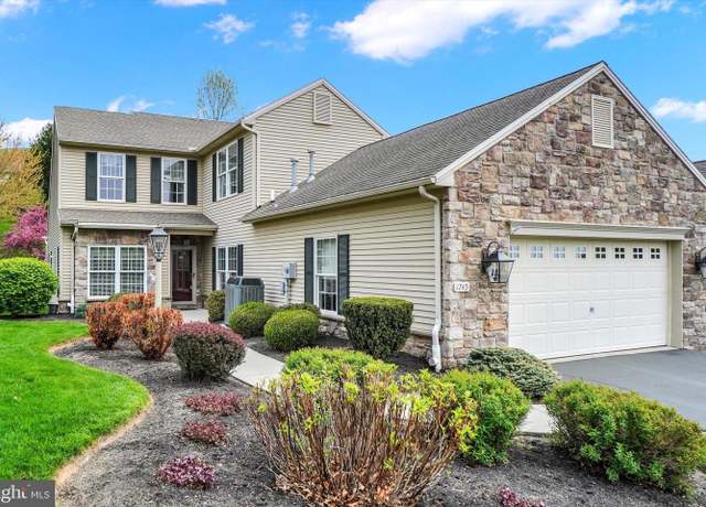 Property at 1745 Stone Hill Dr, York, PA 17402, 3 beds, 2.5 baths