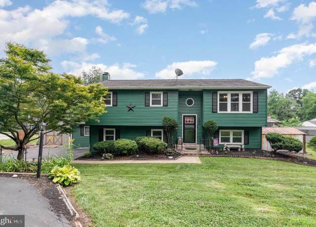 Property at 100 Sugar Maple Dr, Etters, PA 17319, 5 beds, 2 baths