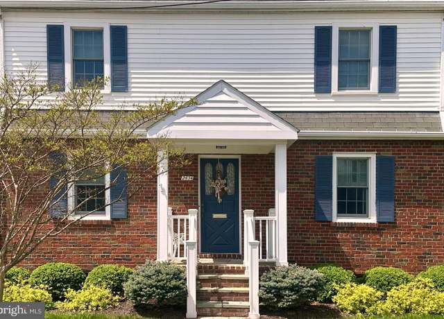 Property at 2434 Cameron Mills Rd, Alexandria, VA 22302, 3 beds, 3.5 baths