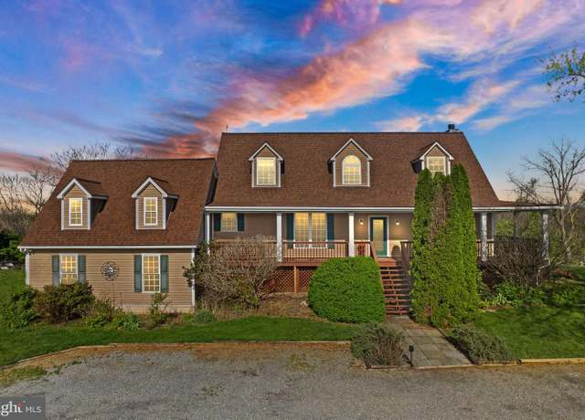 Property at 943 Castlerock Ln, Berryville, VA 22611, 3 beds, 3 baths
