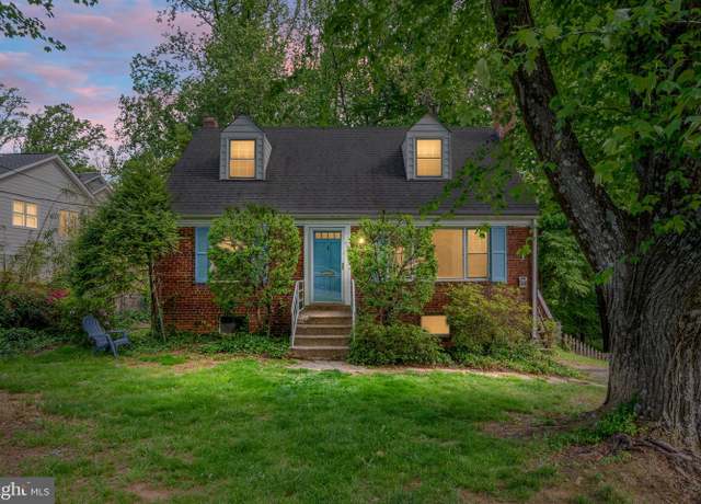 Property at 6510 Oakwood Dr, Falls Church, VA 22041, 4 beds, 2.5 baths