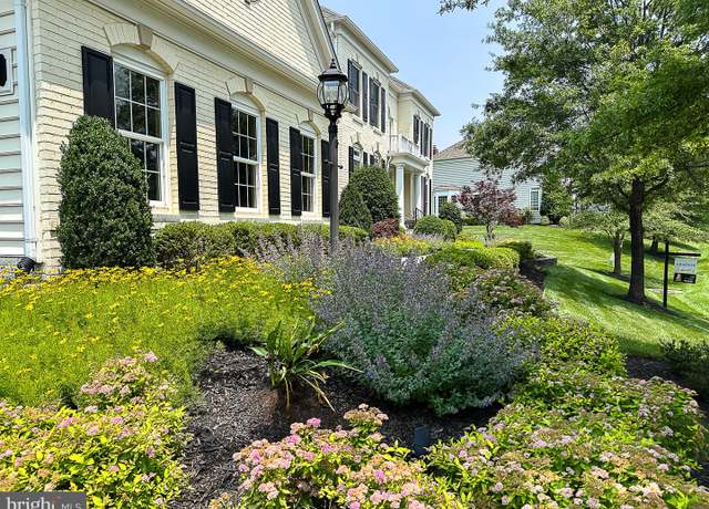 Property at 20899 Mcintosh Pl, Leesburg, VA 20175, 5 beds, 4.5 baths