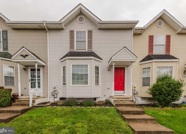 Property at 103 Stadium Cir, Inwood, WV 25428, 3 beds, 2.5 baths