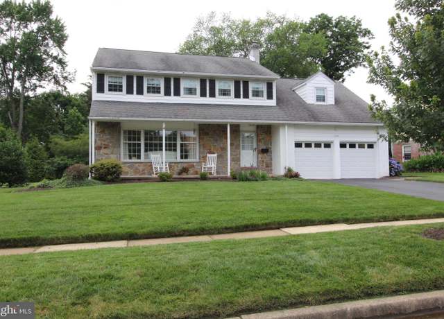 Property at 729 Halstead Rd, Wilmington, DE 19803, 5 beds, 2.5 baths