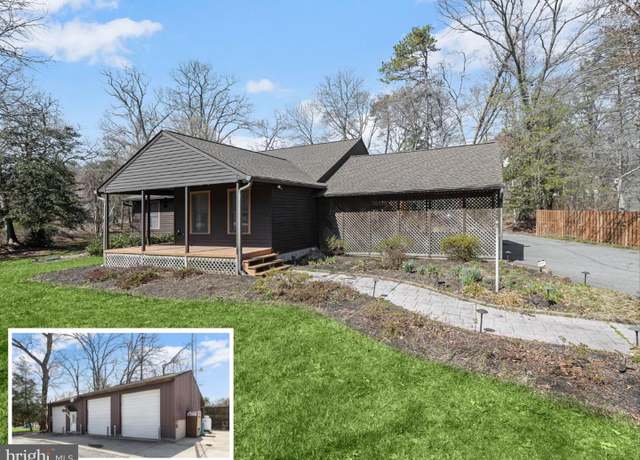 Property at 206 Magothy Bridge Rd, Pasadena, MD 21122, 3 beds, 3 baths