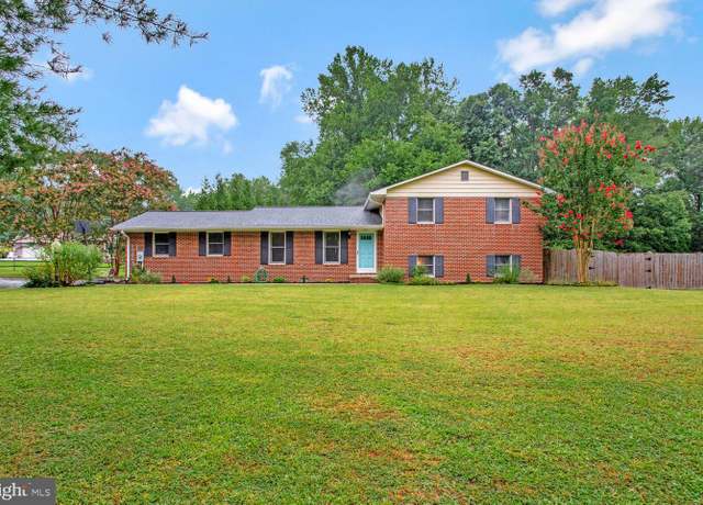 Property at 1110 Cox Rd, Huntingtown, MD 20639, 4 beds, 3 baths