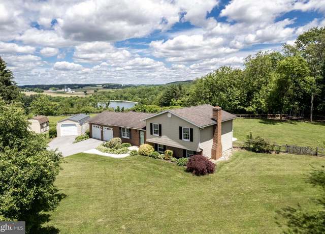 Property at 821 Lucabaugh Mill Rd, Westminster, MD 21157, 3 beds, 2.5 baths