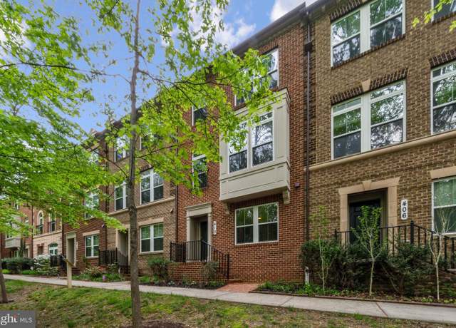 Property at 410 Lady Fern Pl, Gaithersburg, MD 20878, 3 beds, 3 baths