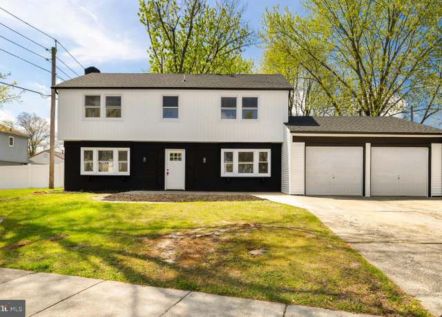 Property at 24 New Castle Ln, Willingboro, NJ 08046, 5 beds, 2.5 baths