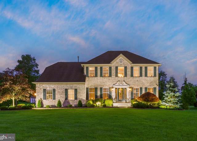 Property at 714 Elaine Dr, Mickleton, NJ 08056, 4 beds, 2.5 baths