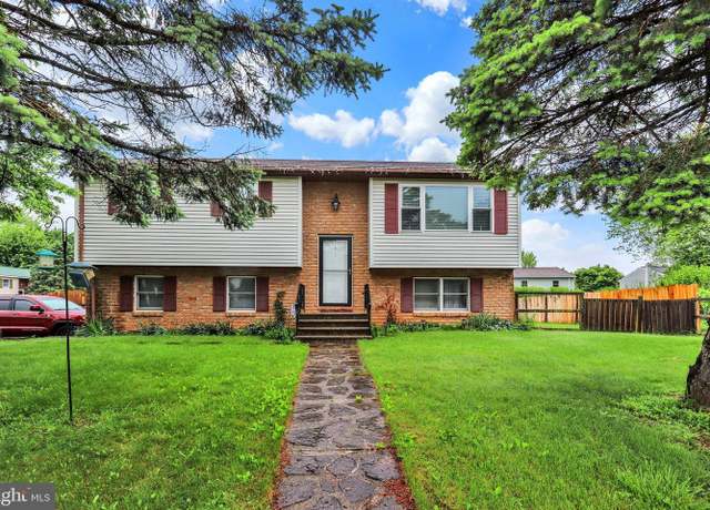 Property at 38 Bonniefield Cir, Gettysburg, PA 17325, 3 beds, 1.5 baths