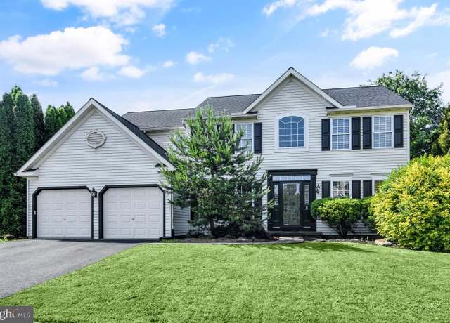 Property at 105 Quarry View Dr, Morgantown, PA 19543, 4 beds, 2.5 baths