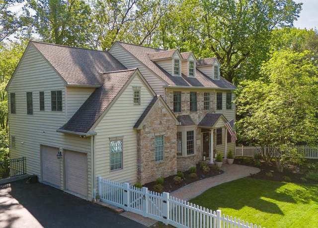 Property at 17 Sandy Run Rd, Yardley, PA 19067, 4 beds, 4 baths