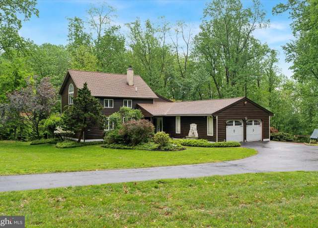 Property at 320 Biddle Dr, Exton, PA 19341, 5 beds, 4 baths