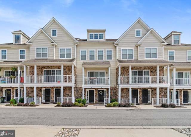 Property at 210 Dana Dr #73, West Chester, PA 19382, 3 beds, 3.5 baths