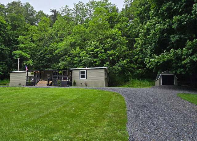 Property at 566 Walnut St, Cassville, PA 16623, 3 beds, 1 bath