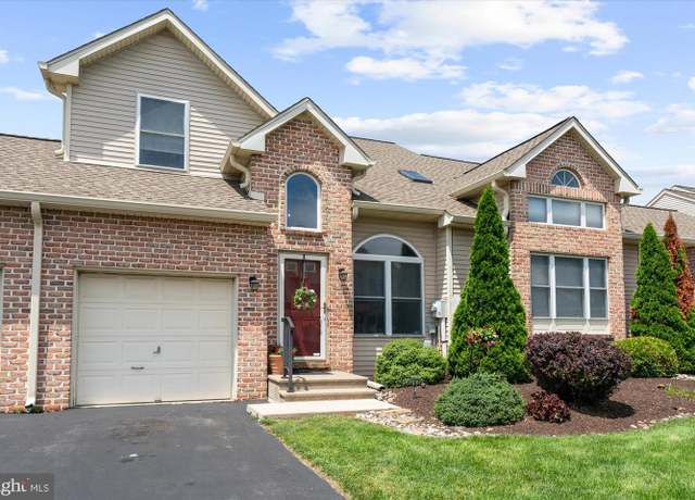Property at 318 Windsor Pl, Macungie, PA 18062, 3 beds, 2.5 baths