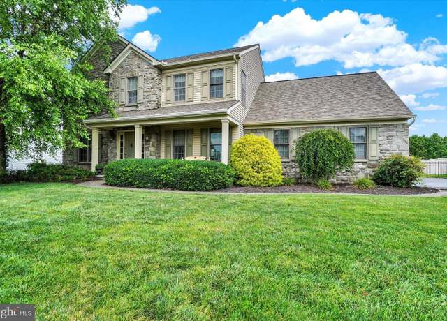 Property at 1309 Sterling Dr, York, PA 17404, 4 beds, 3 baths
