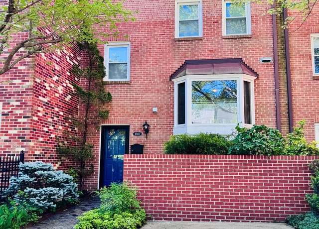 Property at 6913 Mclean Park Manor Ct, Mclean, VA 22101, 4 beds, 3.5 baths