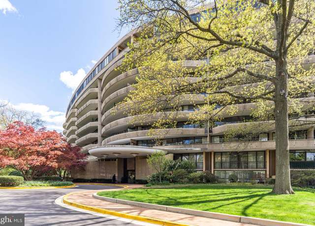 Property at 4200 Massachusetts Ave NW #106, Washington, DC 20016, 3 beds, 3.5 baths
