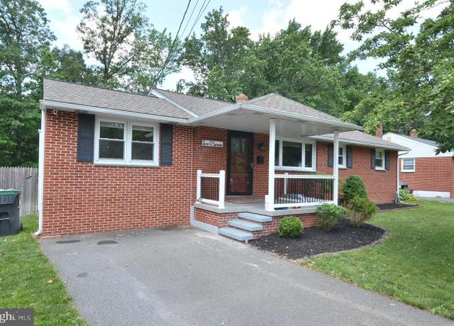 Property at 207 Maryland Ave, Newport, DE 19804, 4 beds, 2 baths