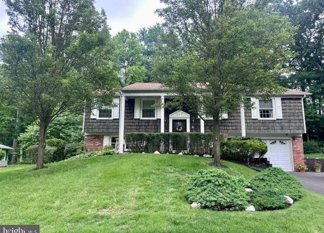 Property at 304 Blackburn Ct, Joppa, MD 21085, 4 beds, 3 baths