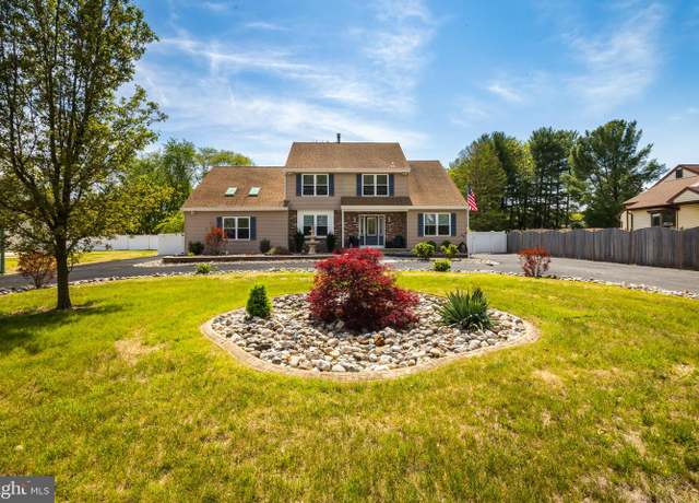 Property at 114 Hurffville Rd, Turnersville, NJ 08012, 4 beds, 4 baths