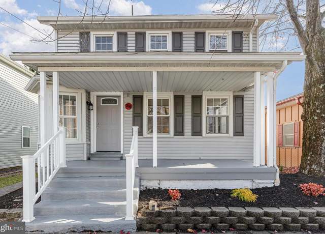 Property at 28 W Main St, Fairfield, PA 17320, 3 beds, 2.5 baths