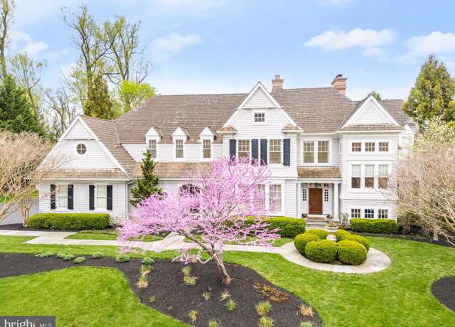 Property at 205 Carriage Ln, Newtown Square, PA 19073, 5 beds, 8 baths