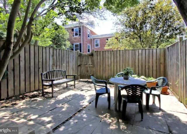 Property at 4217 32nd Rd S, Arlington, VA 22206, 3 beds, 2 baths