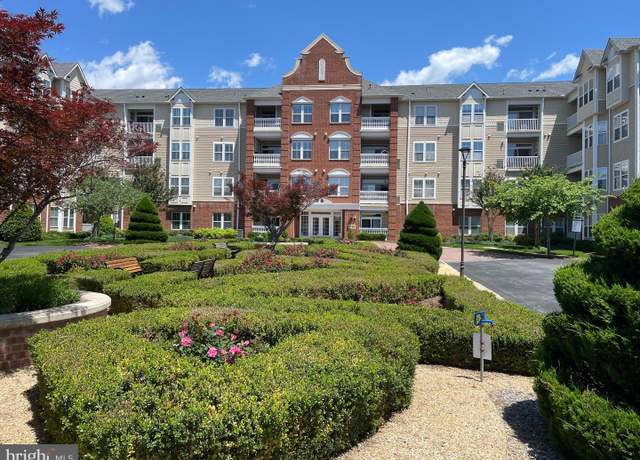 Property at 2250 Bear Den Rd #308, Frederick, MD 21701, 2 beds, 2.5 baths
