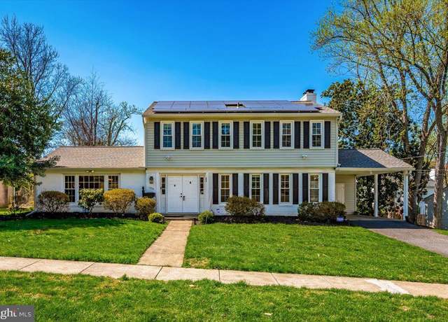 Property at 8803 Postoak Rd, Potomac, MD 20854, 4 beds, 3 baths