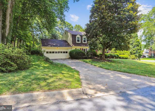 Property at 6507 Landon Ln, Bethesda, MD 20817, 4 beds, 3.5 baths