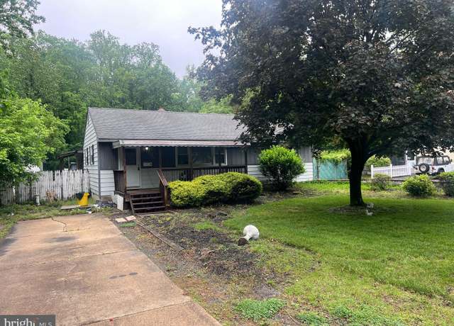 Property at 316 Wallace Ave, Lindenwold, NJ 08021, 3 beds, 1.5 baths
