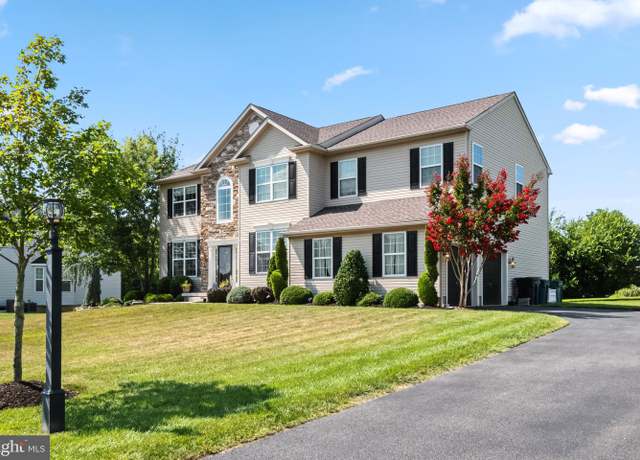 Property at 52 Forage Dr, Mickleton, NJ 08056, 4 beds, 2.5 baths